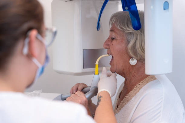 Best Emergency Tooth Extraction in Galatia, IL
